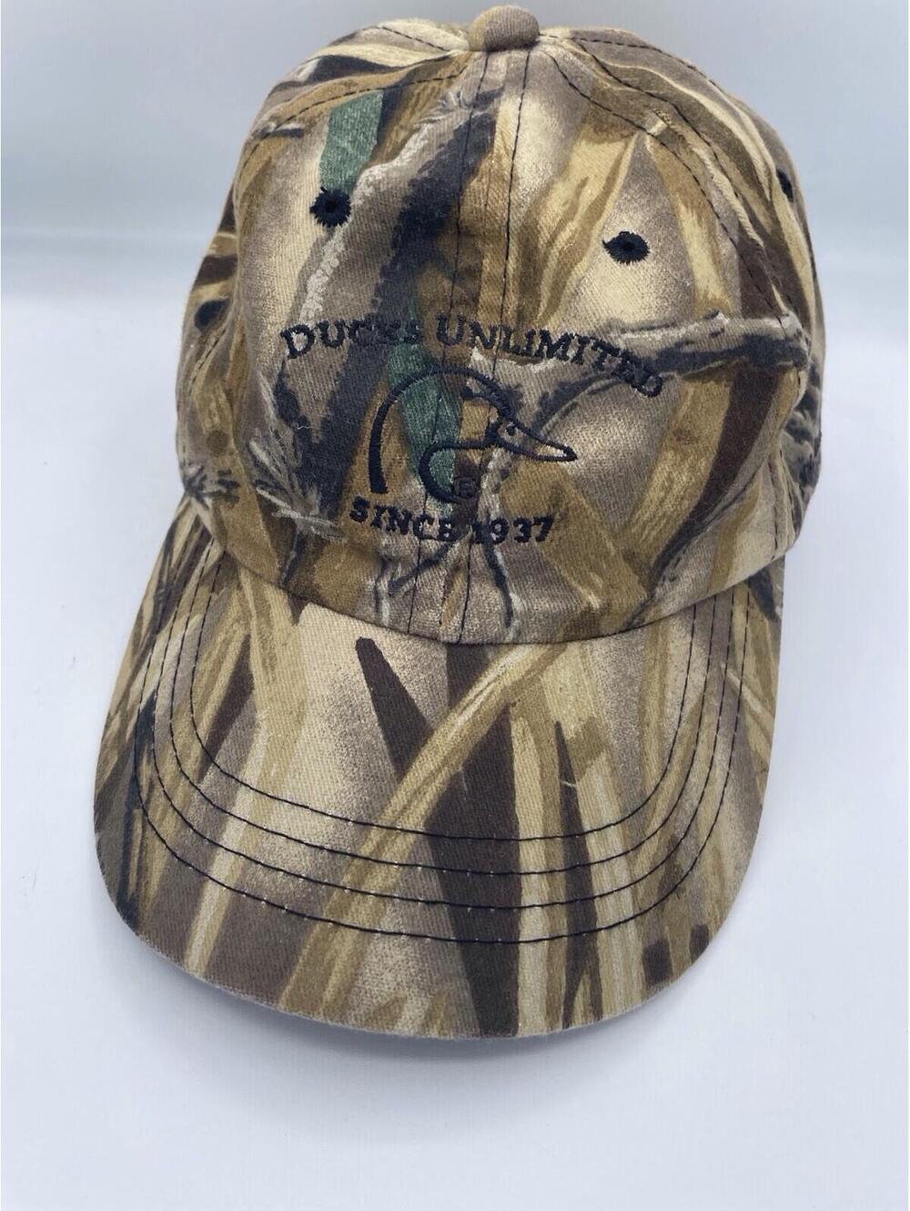 Ducks Unlimited Mossy Oak Camo Hat Flag Outline of Duck Snapback